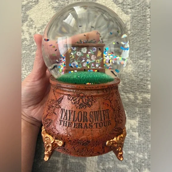 Taylor Swift “The Eras Tour Acoustic Piano” Snow Globe